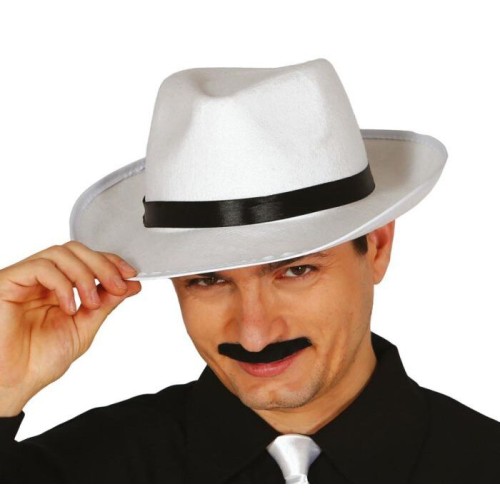 Gangsteri kaabu valge, musta lindiga
